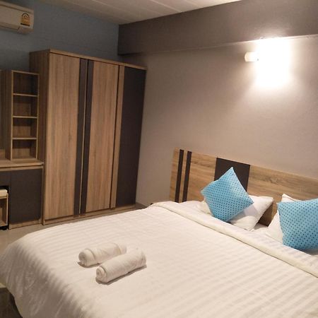 Rinrada Place Hotel Ubonratcsathani Kültér fotó
