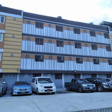 Rinrada Place Hotel Ubonratcsathani Kültér fotó