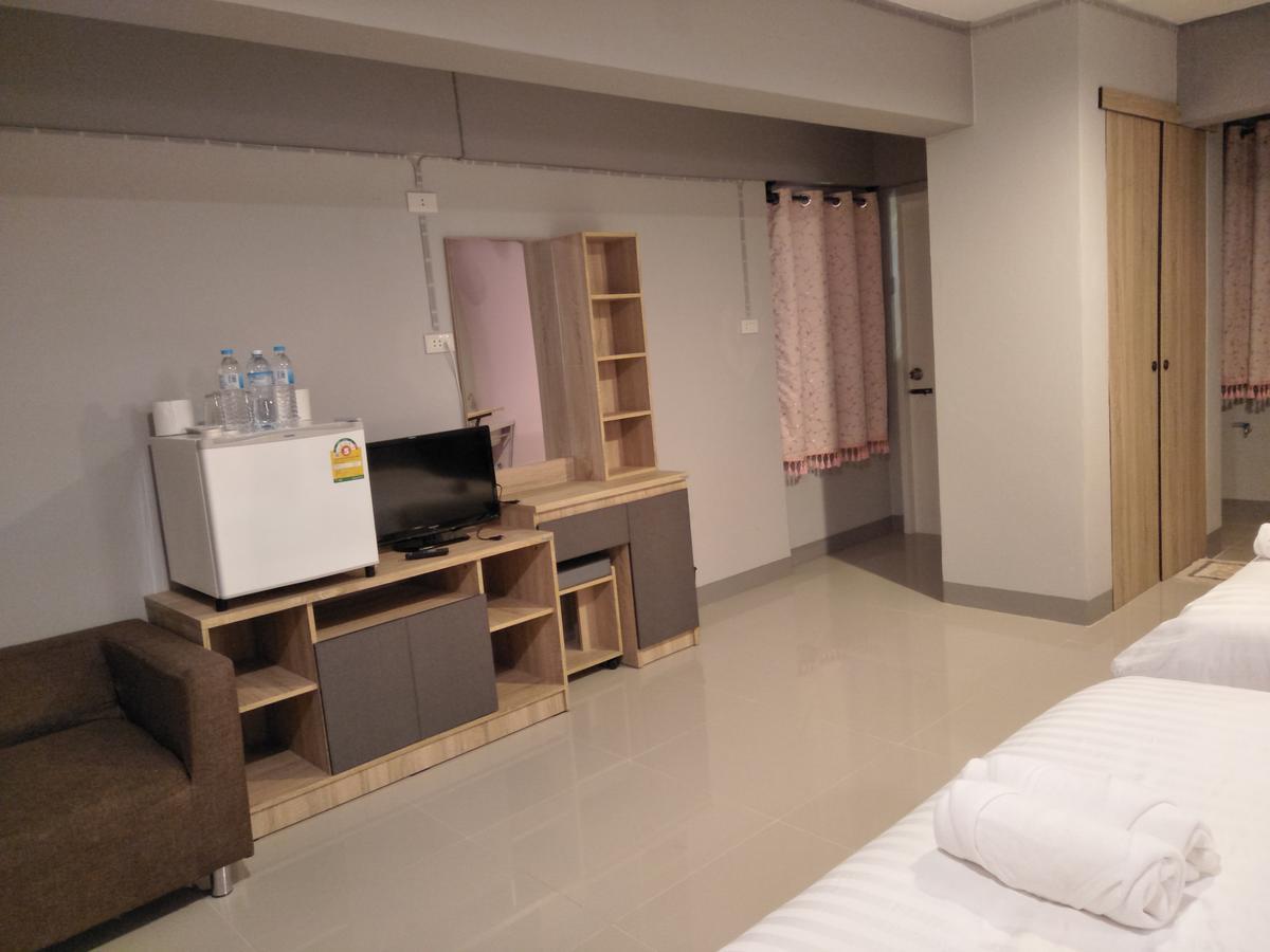 Rinrada Place Hotel Ubonratcsathani Kültér fotó