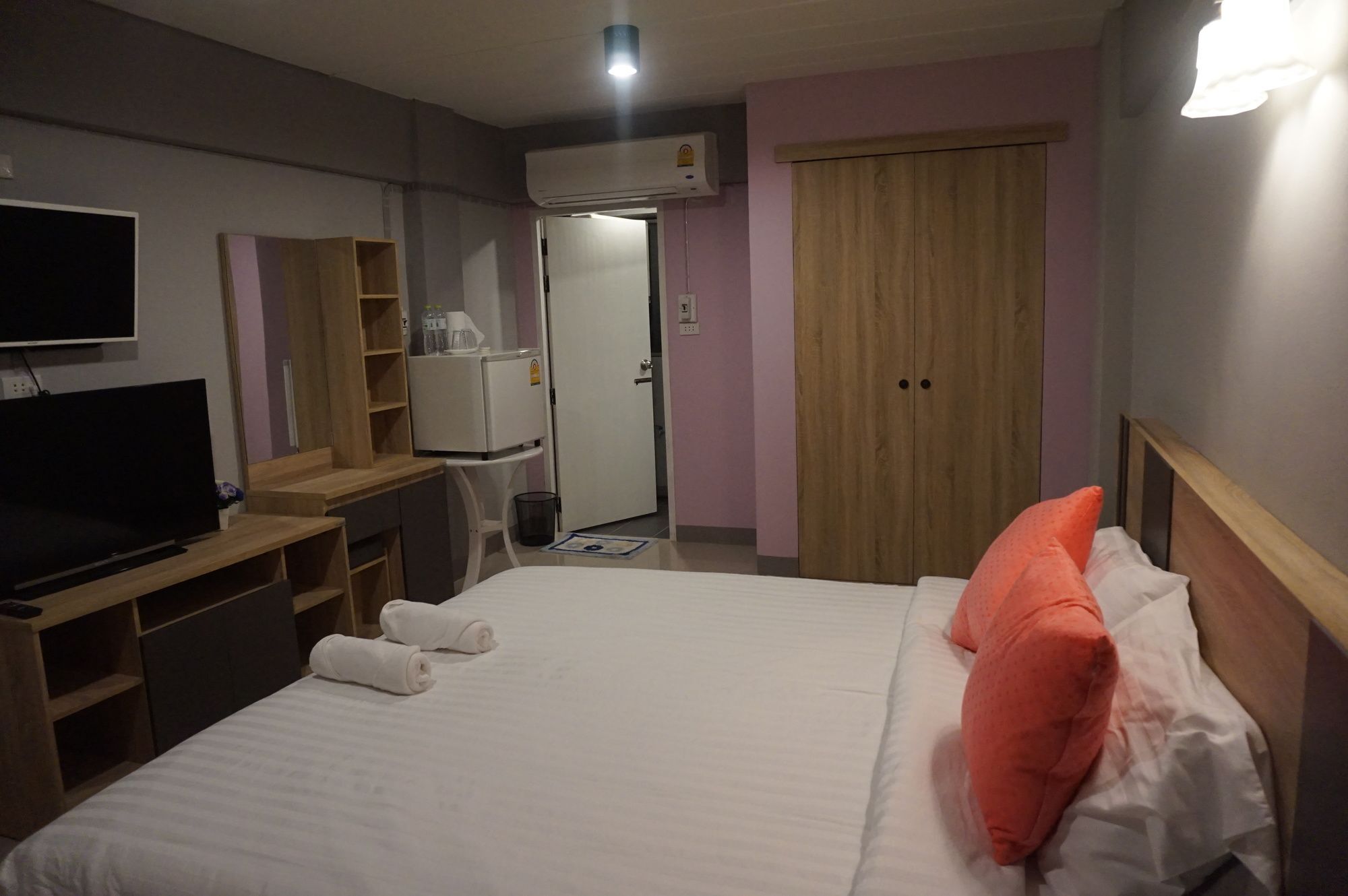 Rinrada Place Hotel Ubonratcsathani Kültér fotó