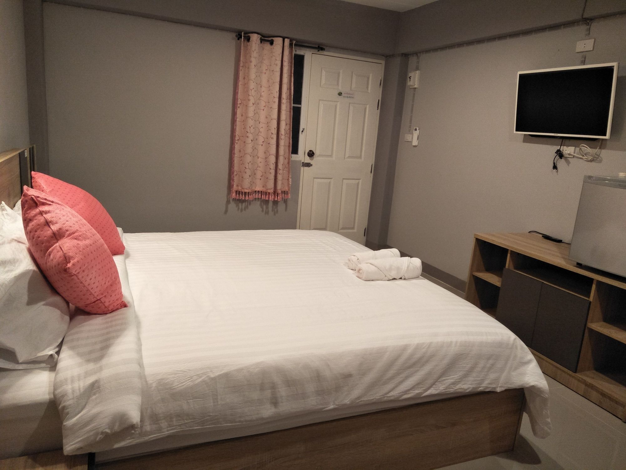 Rinrada Place Hotel Ubonratcsathani Kültér fotó
