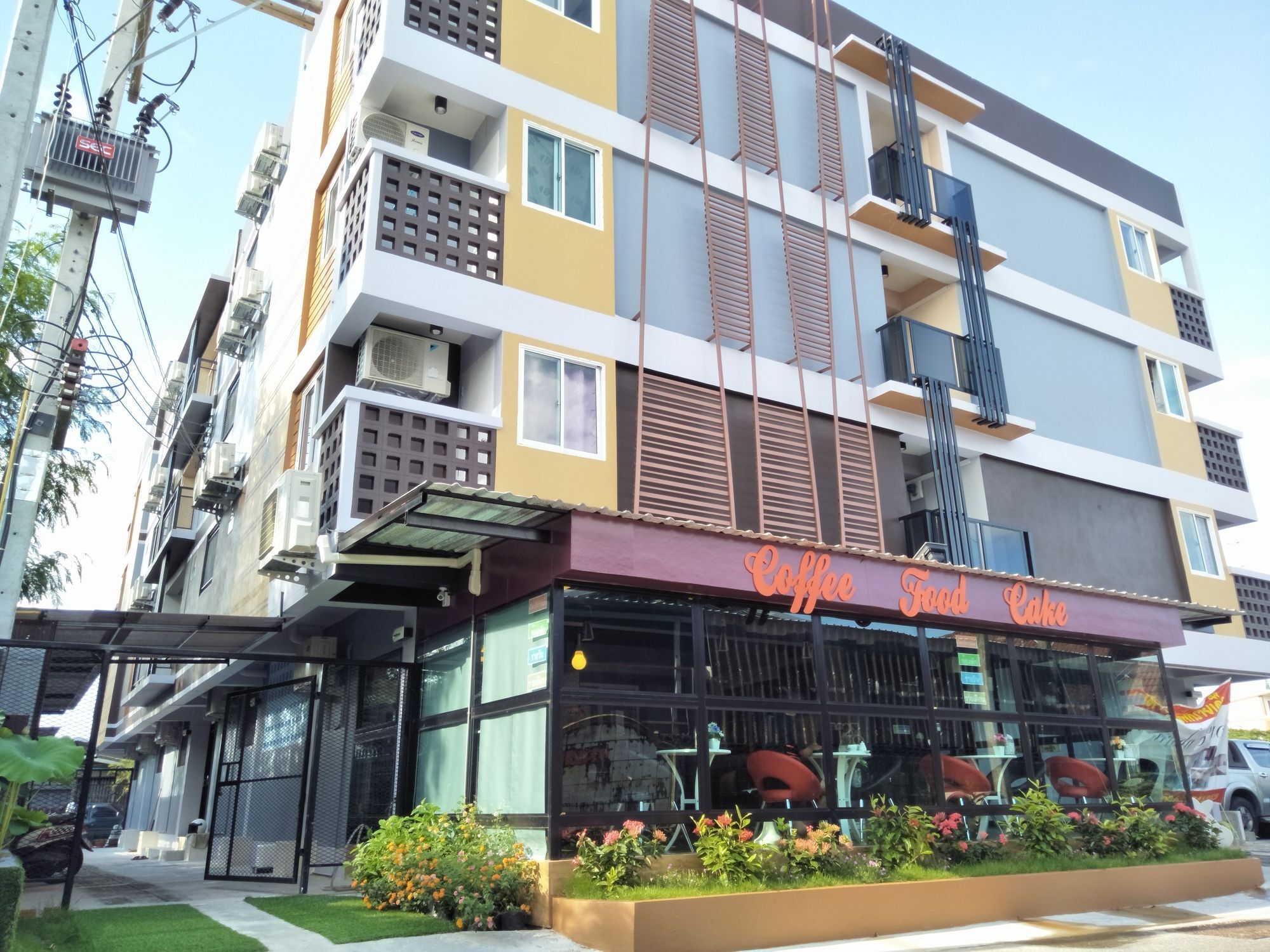 Rinrada Place Hotel Ubonratcsathani Kültér fotó